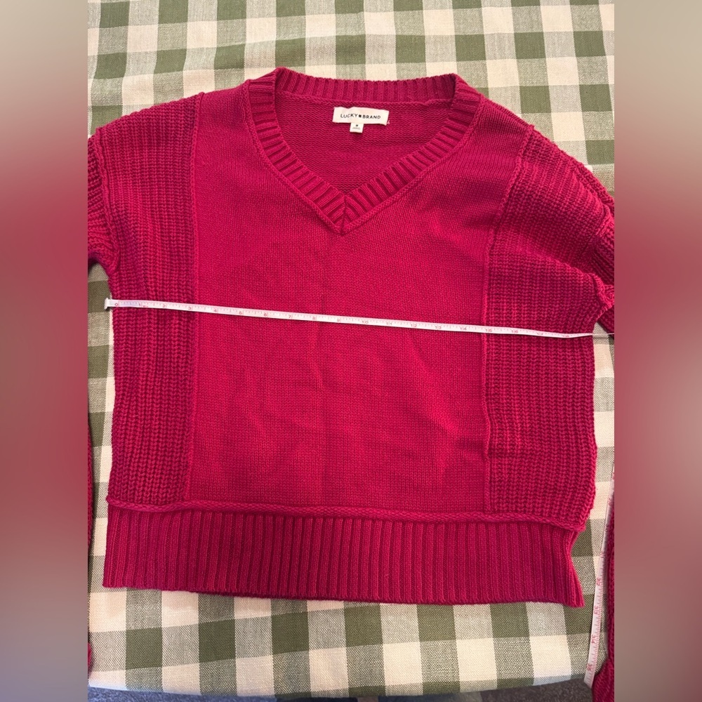 Lucky Brand Textured V-Neck Sweater in Sangria - Picture 12 of 14